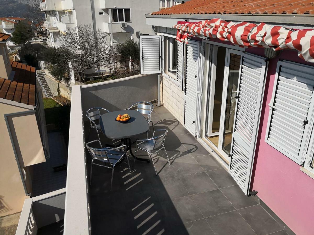 Mrkonjic Branko & Marija Apartmani Omiš Zewnętrze zdjęcie