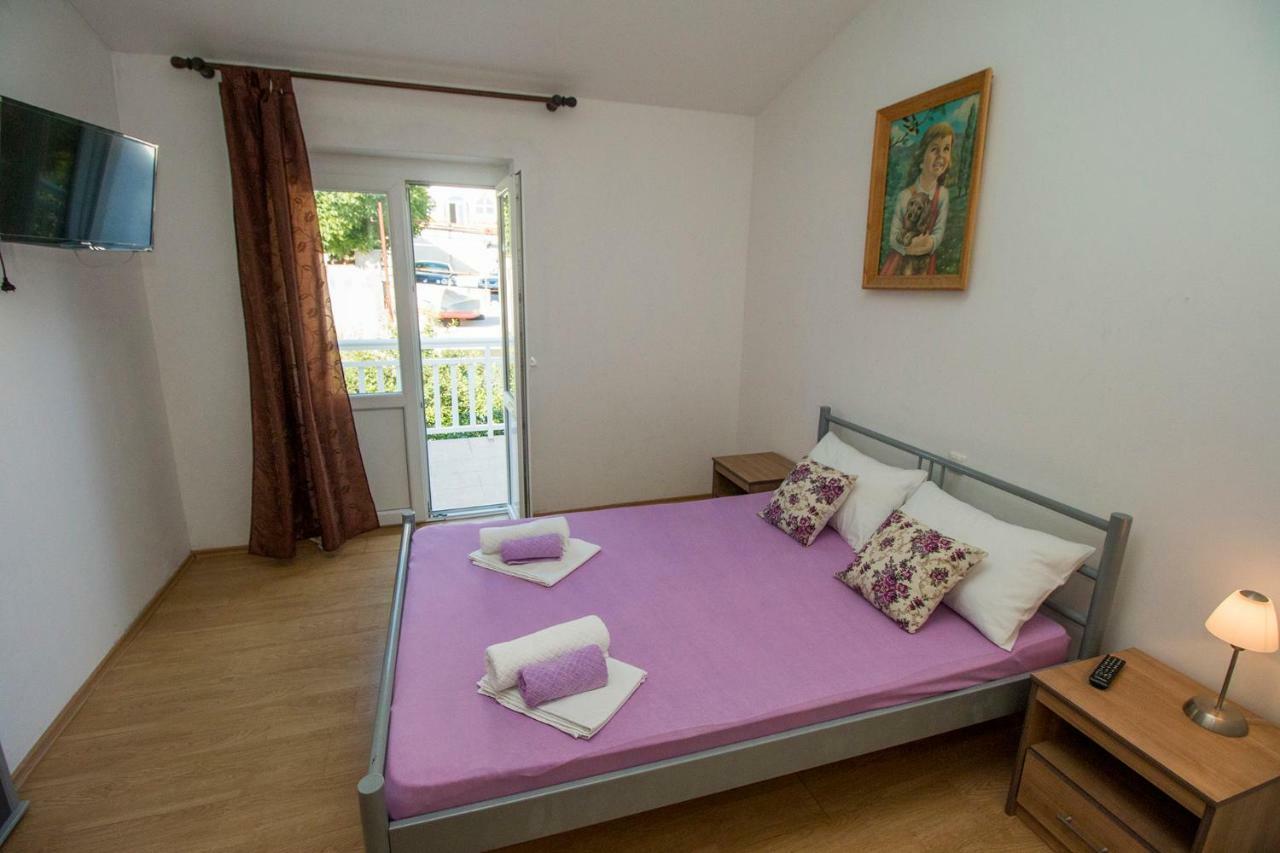 Mrkonjic Branko & Marija Apartmani Omiš Zewnętrze zdjęcie