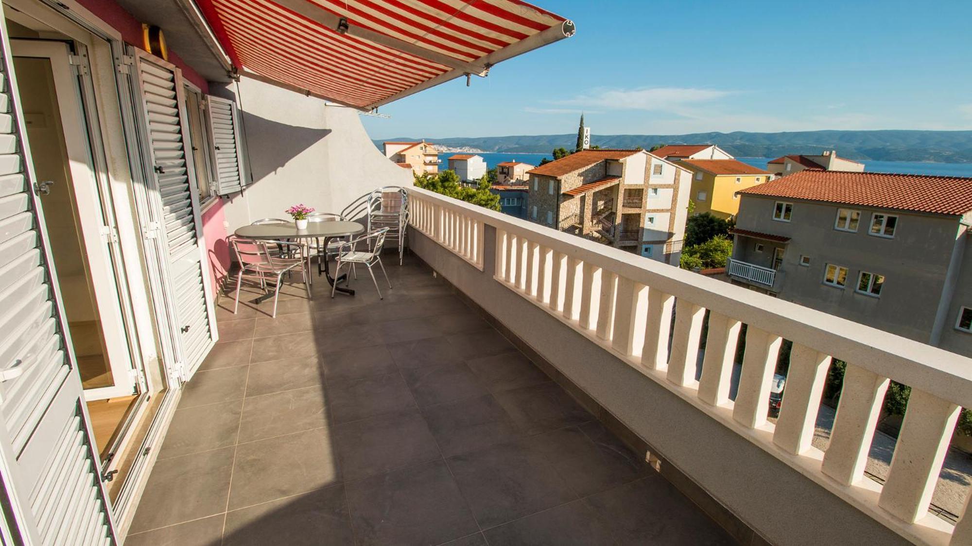 Mrkonjic Branko & Marija Apartmani Omiš Zewnętrze zdjęcie